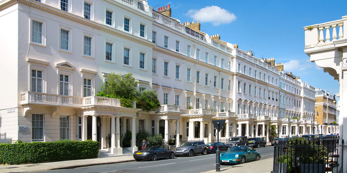 OnlyRoses luxury rose arrangement delivered in Belgravia, London